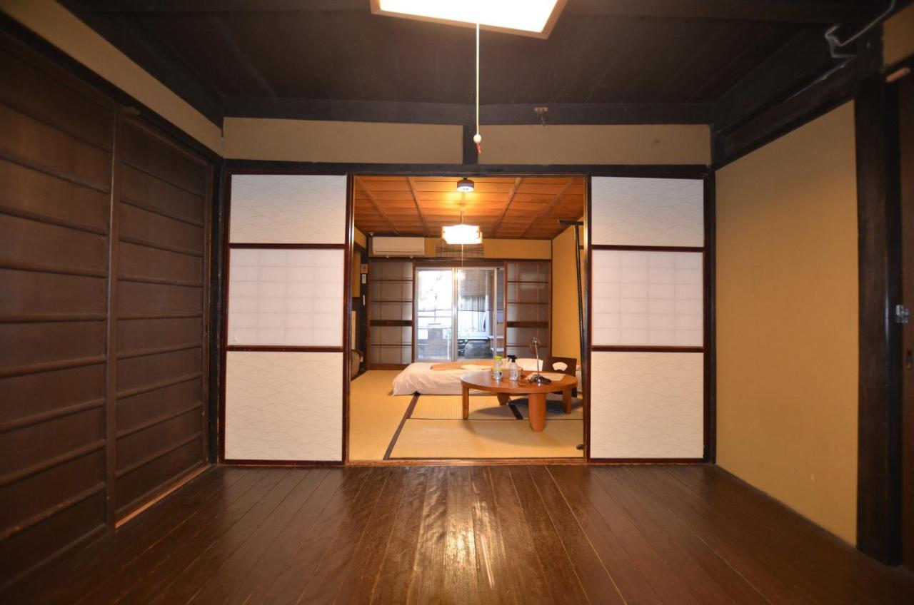 Colours Hostel Kyoto Exterior photo